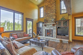 Lavish Fraser Townhome with Deck and Mountain Views!